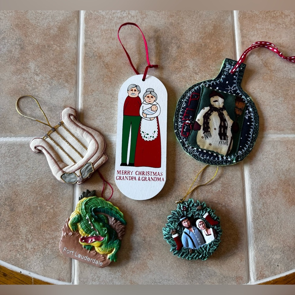 Christmas Ornament Bundle 🎄